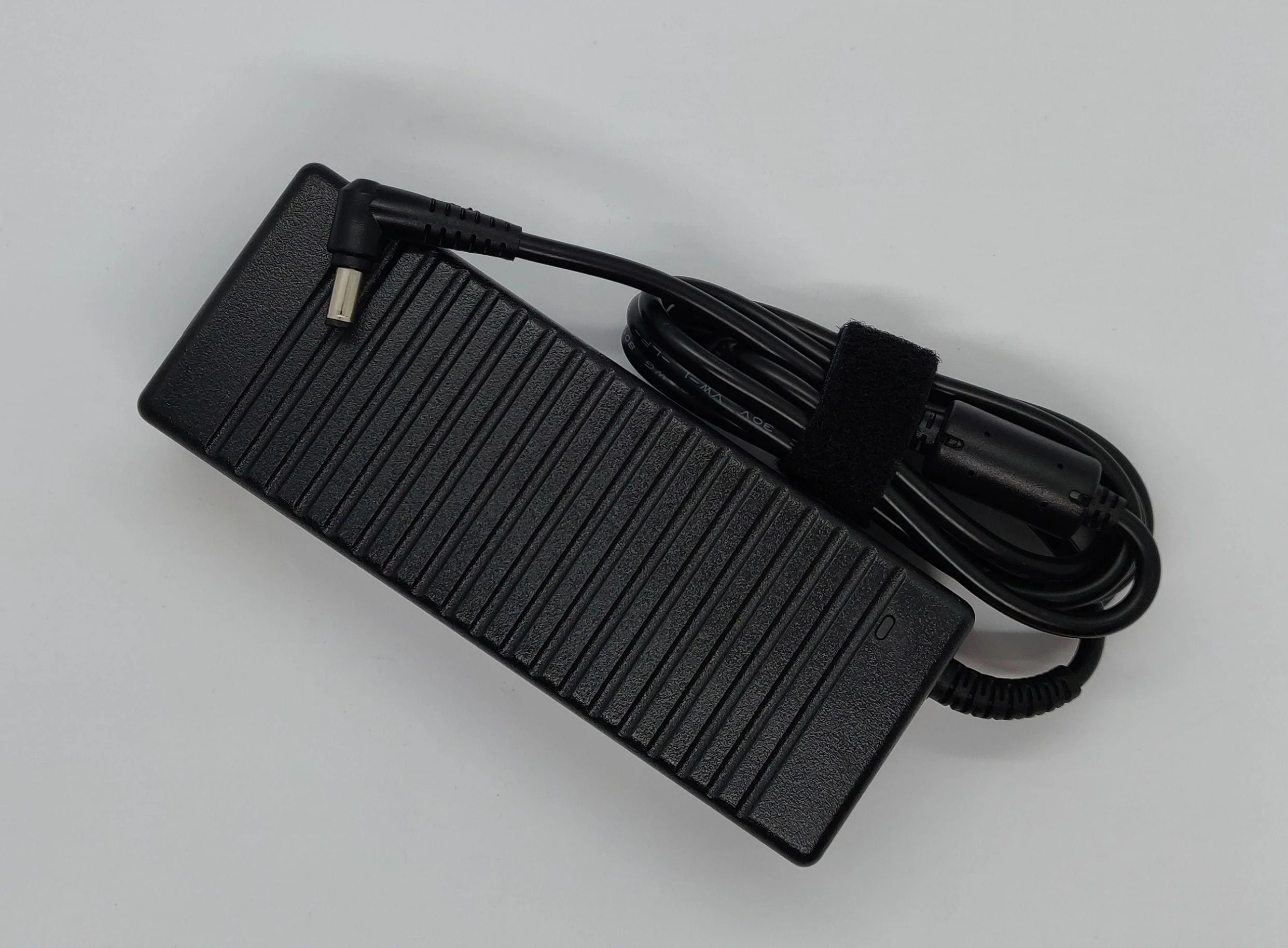 Блок питания OEM 19V 6.3A 120W (5.5*2.5) - изображение 4